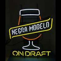 CERVEZA NEGRA MODELO ON DRAFT Leuchtreklame