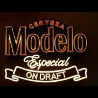 Cerveza Modelo Especial Leuchtreklame